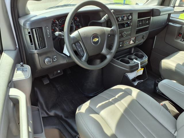 2025 Chevrolet Express Work Van Cargo