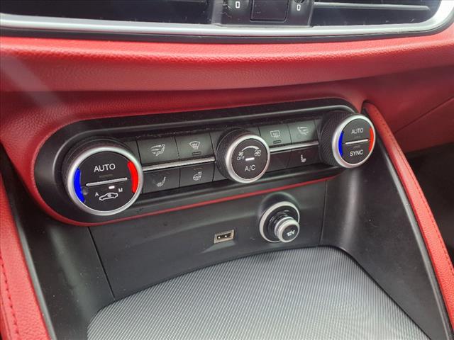 2019 Alfa Romeo Stelvio Ti Sport