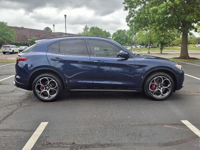 2019 Alfa Romeo Stelvio Ti Sport