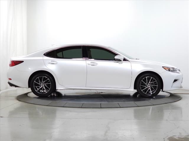 2017 Lexus ES 350 