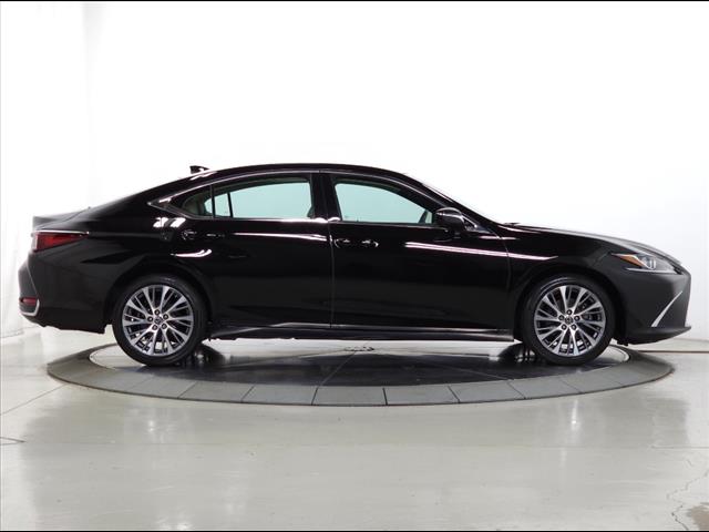 2021 Lexus ES 250