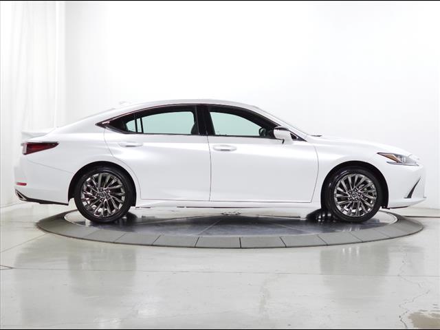2024 Lexus ES 350 Luxury