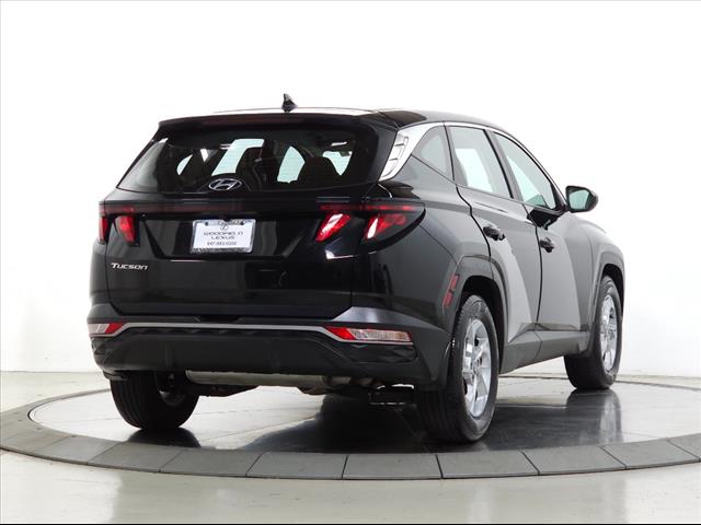 2023 Hyundai TUCSON SE