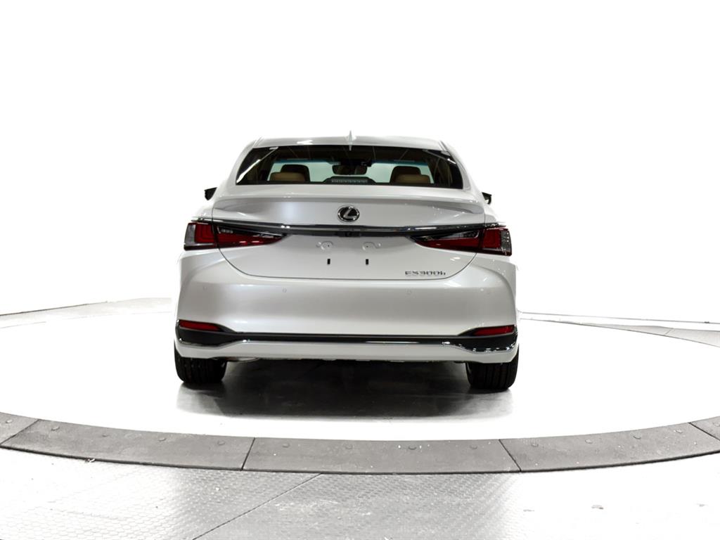 2025 Lexus ES Premium photo 10