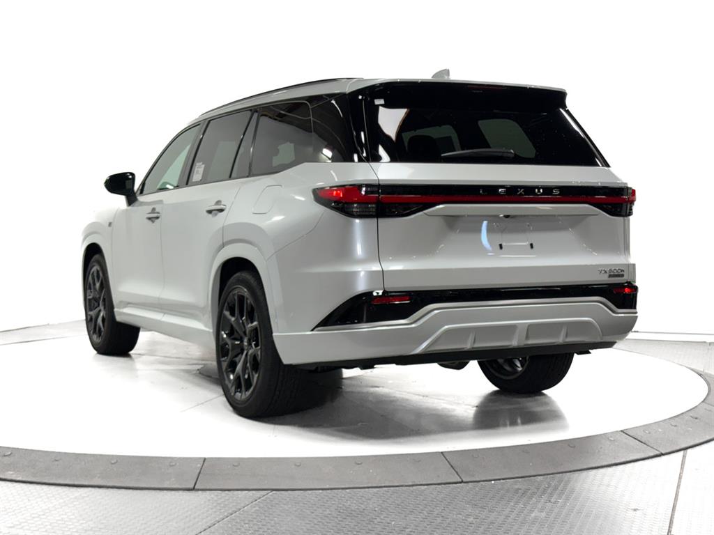 2025 Lexus TX 500h F SPORT Performance Premium photo 9