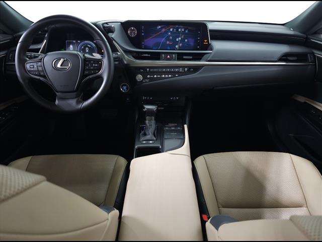 2021 Lexus ES 300h