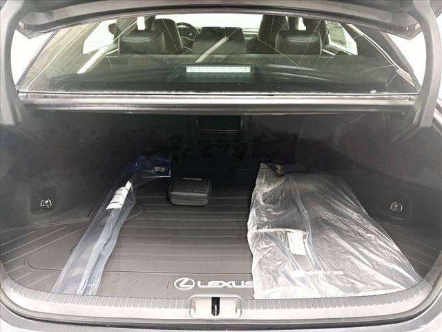 2025 Lexus ES 350 F SPORT Handling