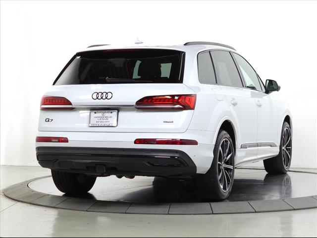 2021 Audi Q7 quattro Premium Plus 55 TFSI