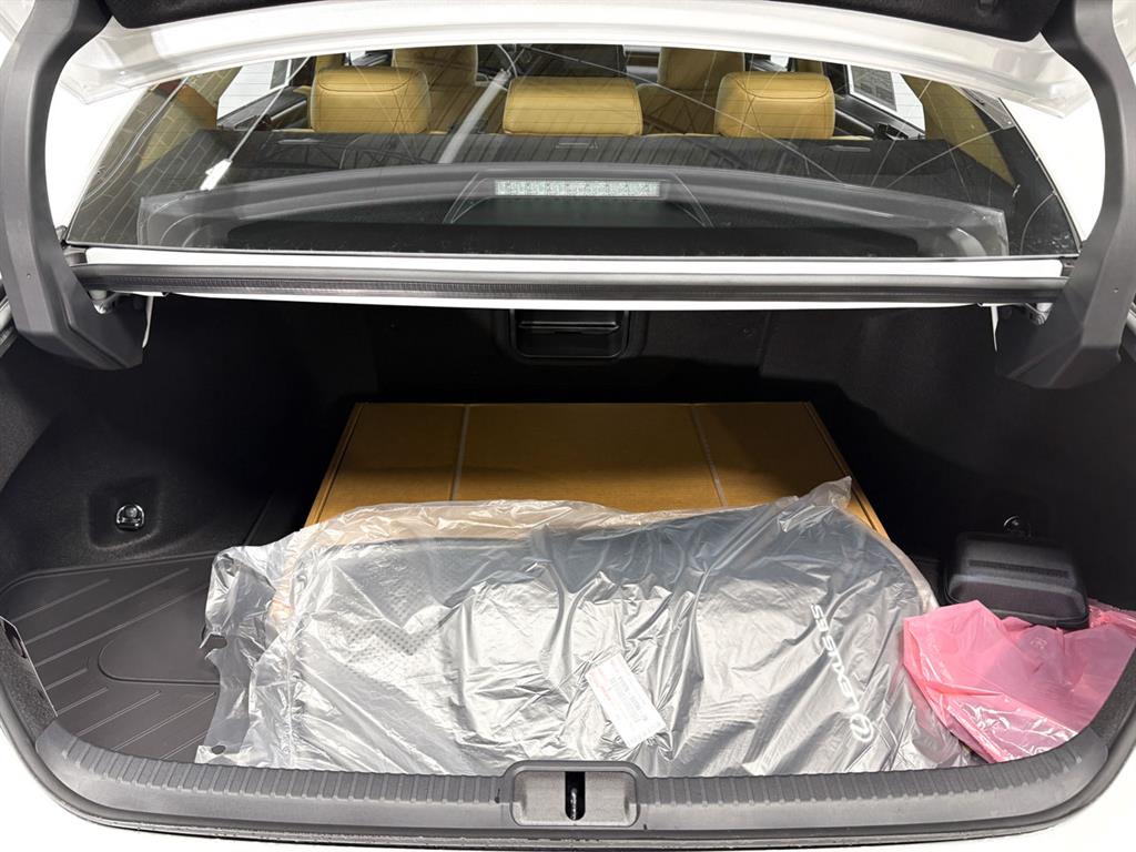2025 Lexus ES Premium photo 11