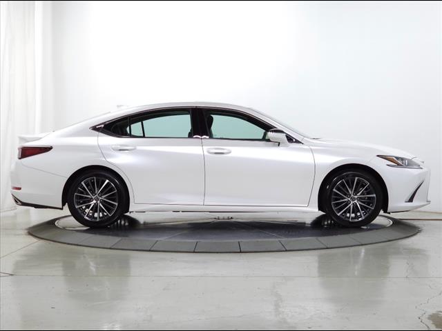 2024 Lexus ES 350
