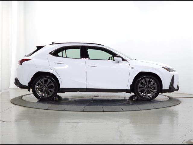 2024 Lexus UX 250h F SPORT Handling