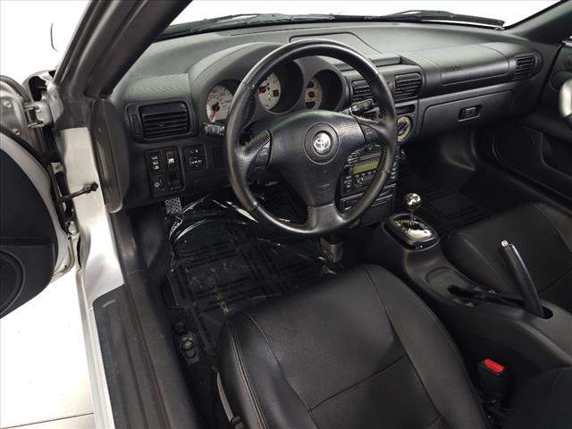 2002 Toyota MR2 Spyder 