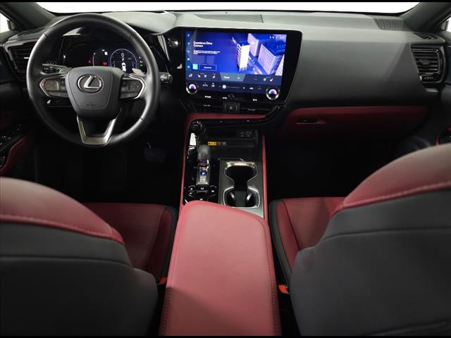 2025 Lexus NX 350h Premium