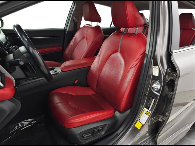 2022 Toyota Camry Hybrid XSE