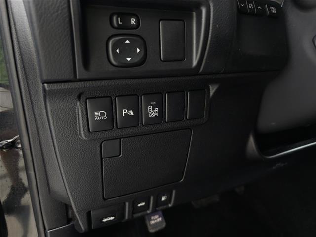 2016 Lexus ES 300h 