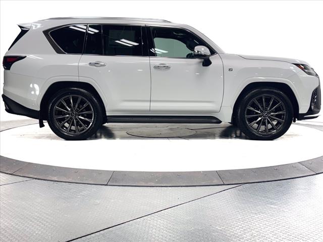2025 Lexus LX 700h F SPORT Handling
