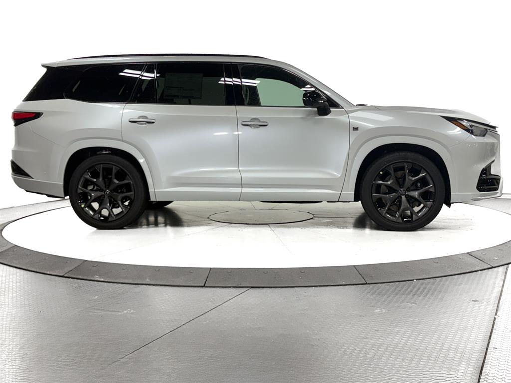 2025 Lexus TX 500h F SPORT Performance Premium photo 13