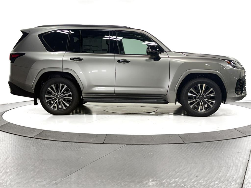 2025 Lexus LX Premium photo 11
