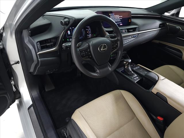 2021 Lexus ES 300h