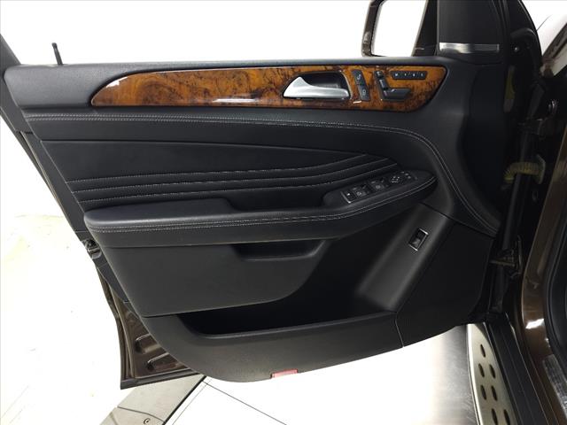 2012 Mercedes-Benz M-Class ML 550