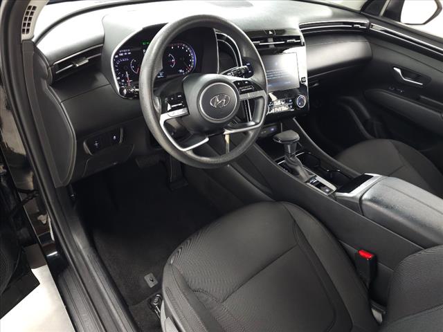 2023 Hyundai TUCSON SE