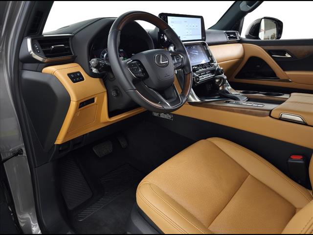 2024 Lexus LX 600 Luxury