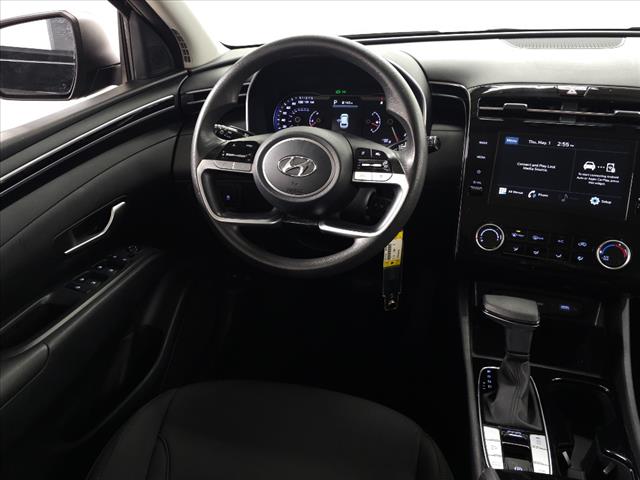 2023 Hyundai TUCSON SE