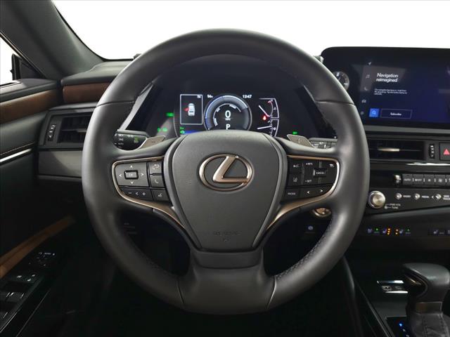 2023 Lexus ES 300h PREMIUM