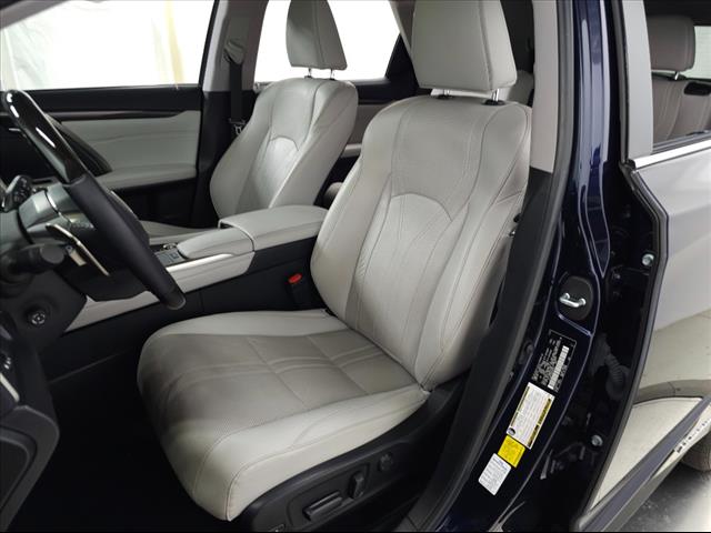 2022 Lexus RX 450hL Luxury