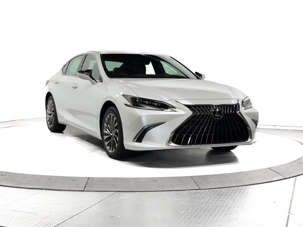 2025 Lexus ES Hybrid 300h Ultra Luxury's photo