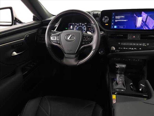 2024 Lexus ES 300h Luxury