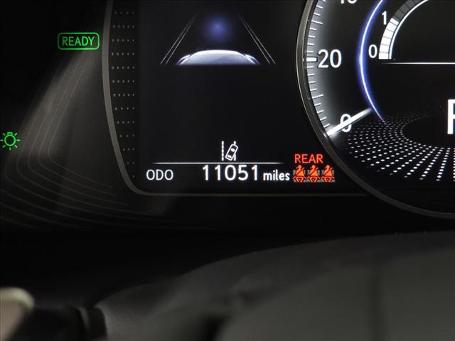 2025 Lexus ES 300h Ultra Luxury