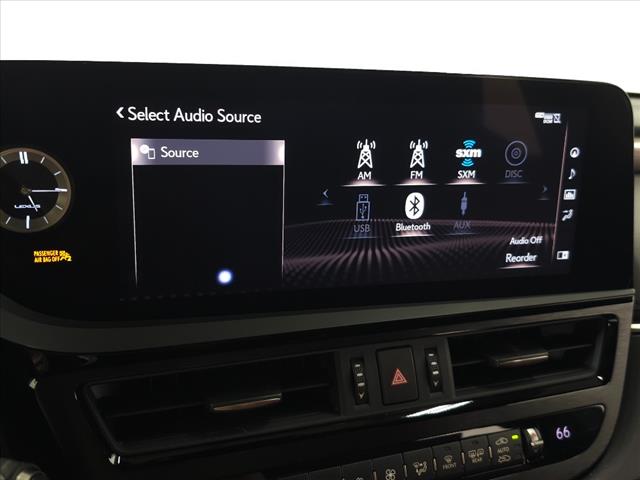 2022 Lexus ES 300h F SPORT