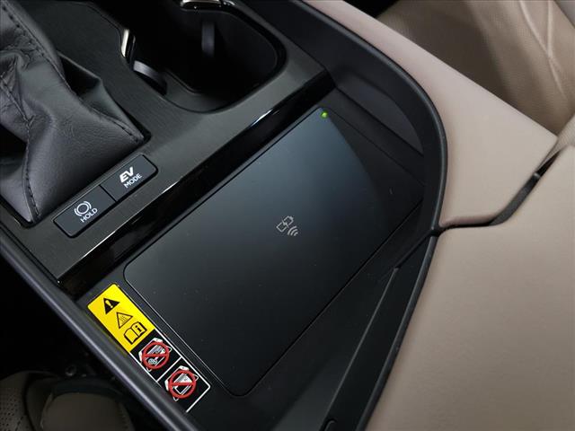 2025 Lexus ES 300h Ultra Luxury