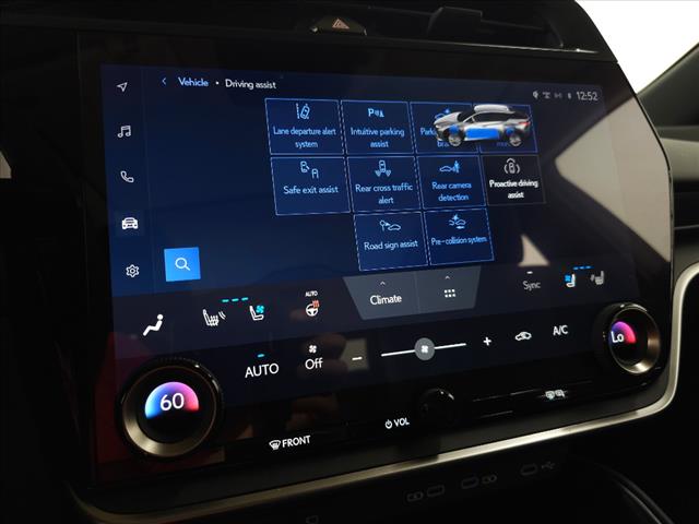 2023 Lexus RZ 450e Luxury