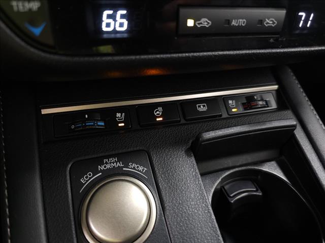 2016 Lexus ES 300h 