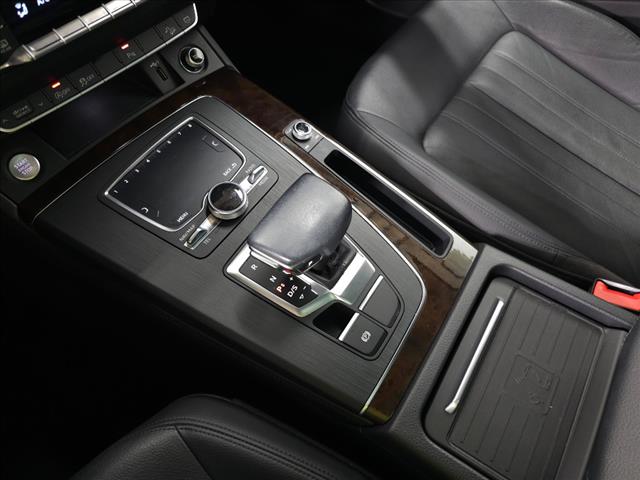 2020 Audi Q5 quattro Premium Plus 45 TFSI
