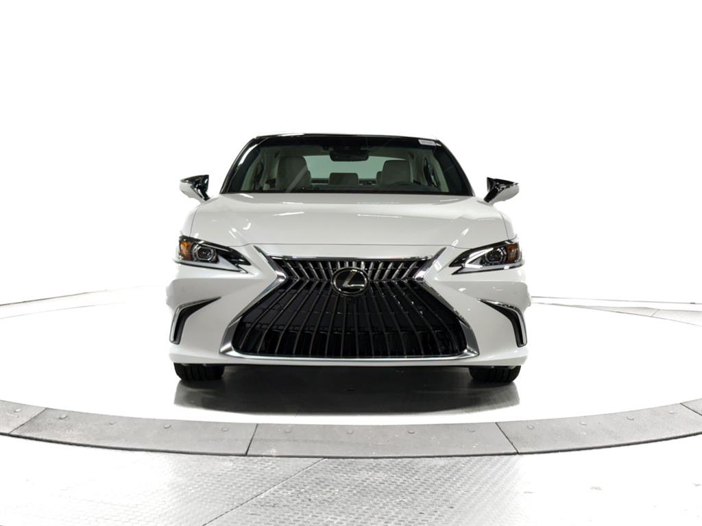 2025 Lexus ES 350 Luxury photo 2