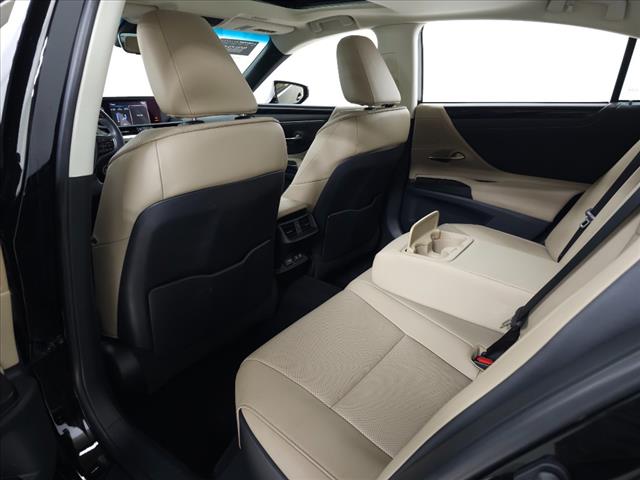 2021 Lexus ES 250
