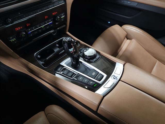 2015 BMW 7 Series SPORT