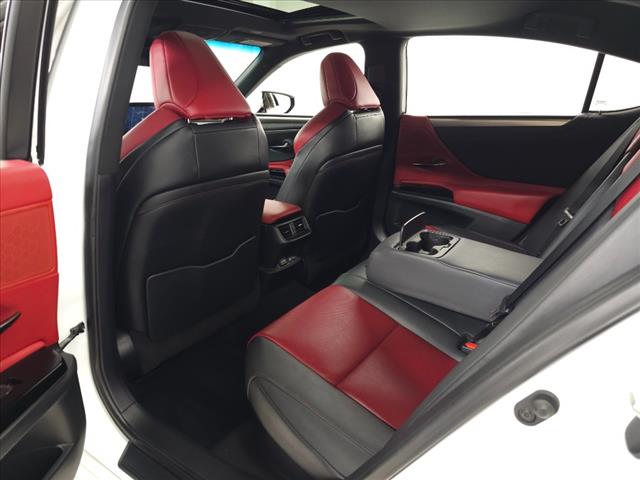 2022 Lexus ES 300h F SPORT
