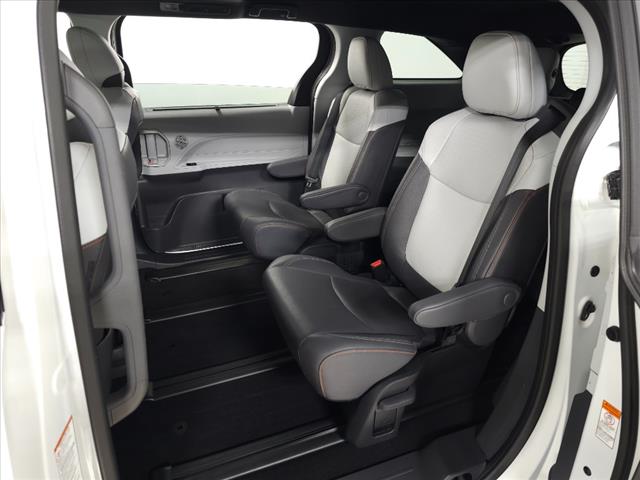 2024 Toyota Sienna XSE 7-Passenger