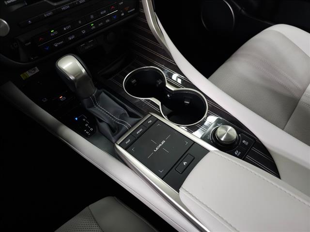 2022 Lexus RX 450hL Luxury