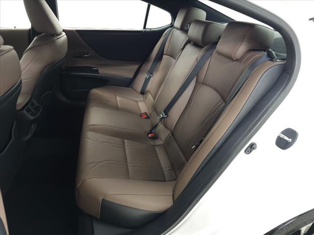 2024 Lexus ES 350 Luxury