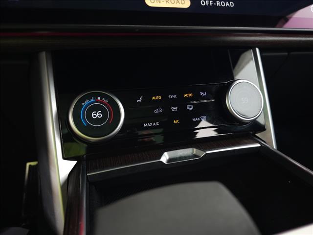 2023 Land Rover Range Rover P530 SE