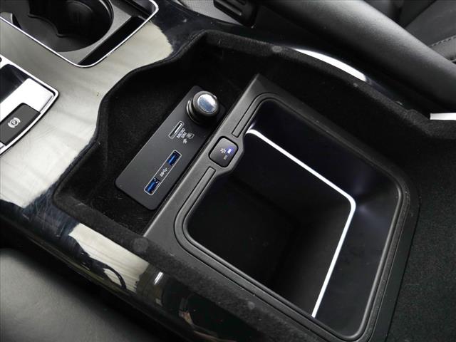 2022 Land Rover Range Rover P525 HSE Westminster Edition