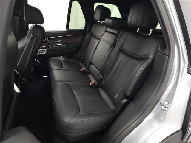 2023 Land Rover Range Rover P530 SE