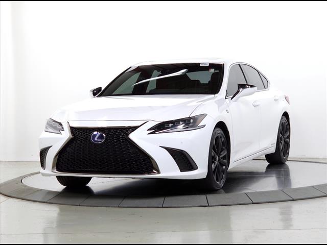 2022 Lexus ES 300h F SPORT