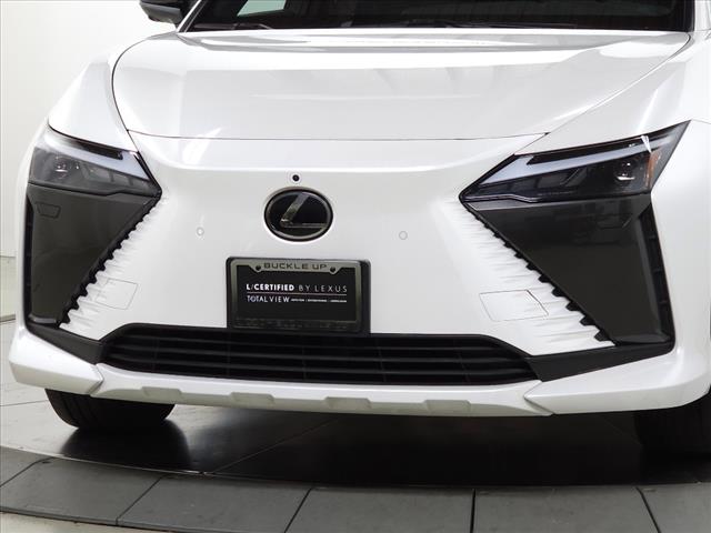 2023 Lexus RZ 450e Luxury