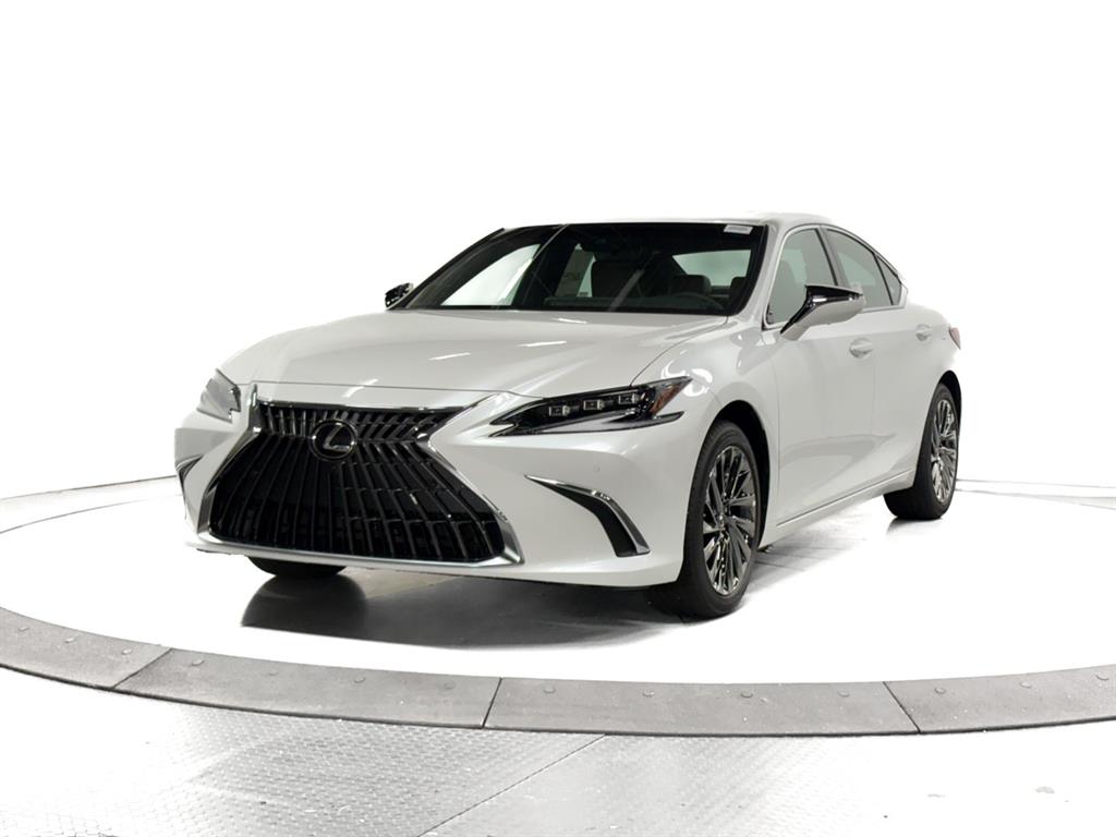 2025 Lexus ES 300h Ultra Luxury photo 3